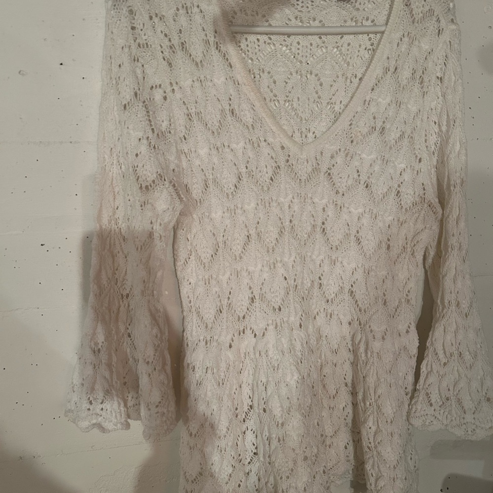 White knit V-Neck sweater